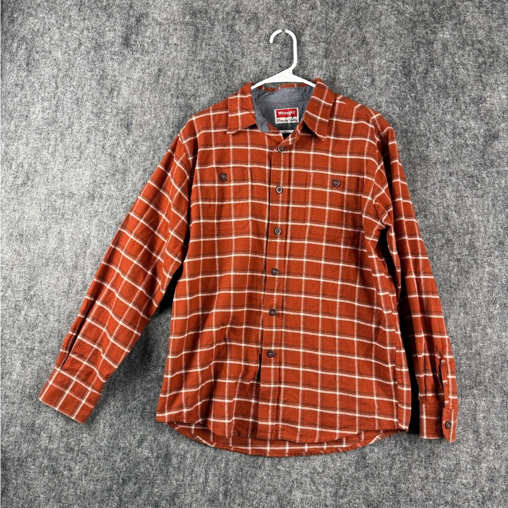 Wrangler Men’s Flannel Shirt Size M Brown Plaid Long Sleeve 100% Cotton